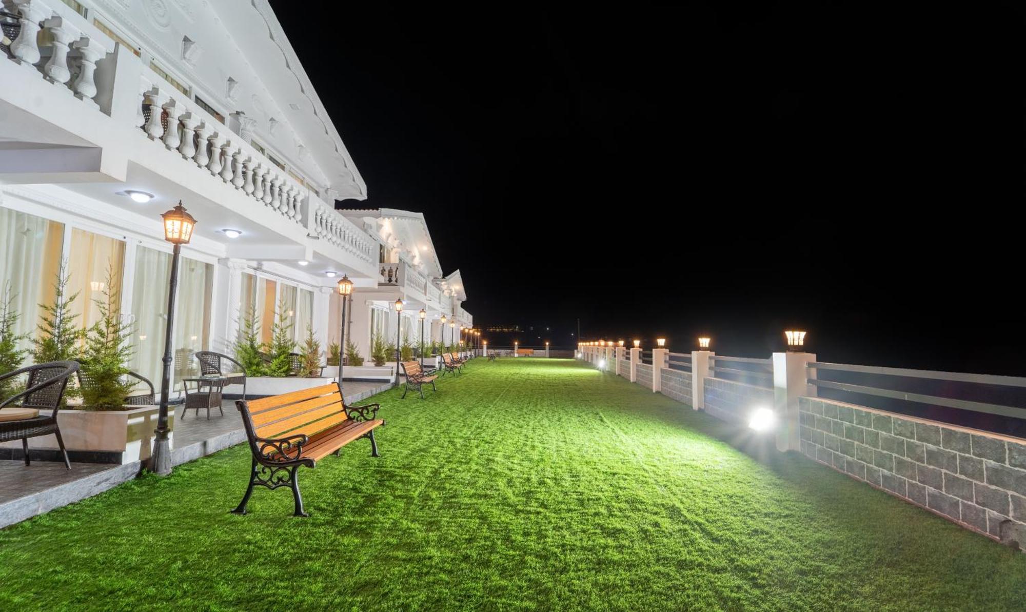 Treebo Skydale Premium Suites, 1500 Mtrs From Ooty Lake Exterior photo