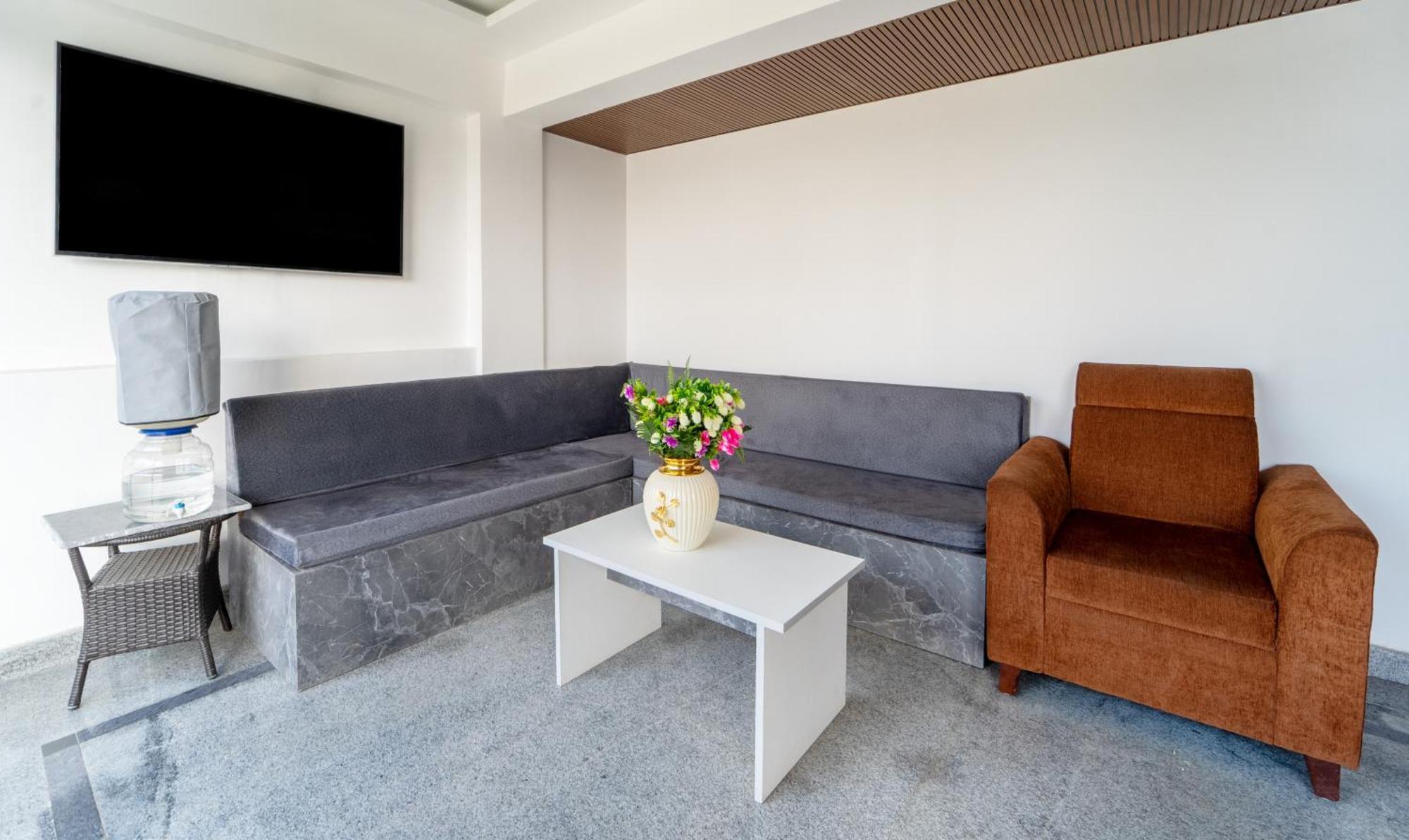 Treebo Skydale Premium Suites, 1500 Mtrs From Ooty Lake Exterior photo